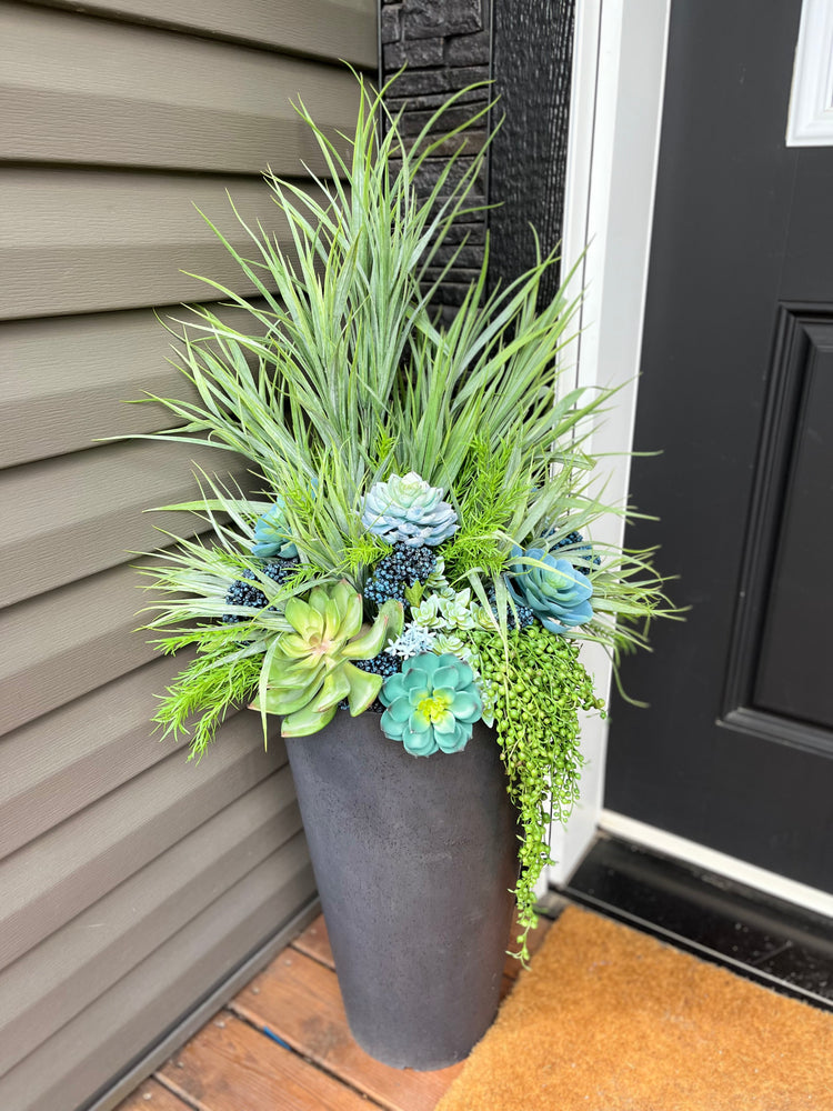Blue and green planter insert